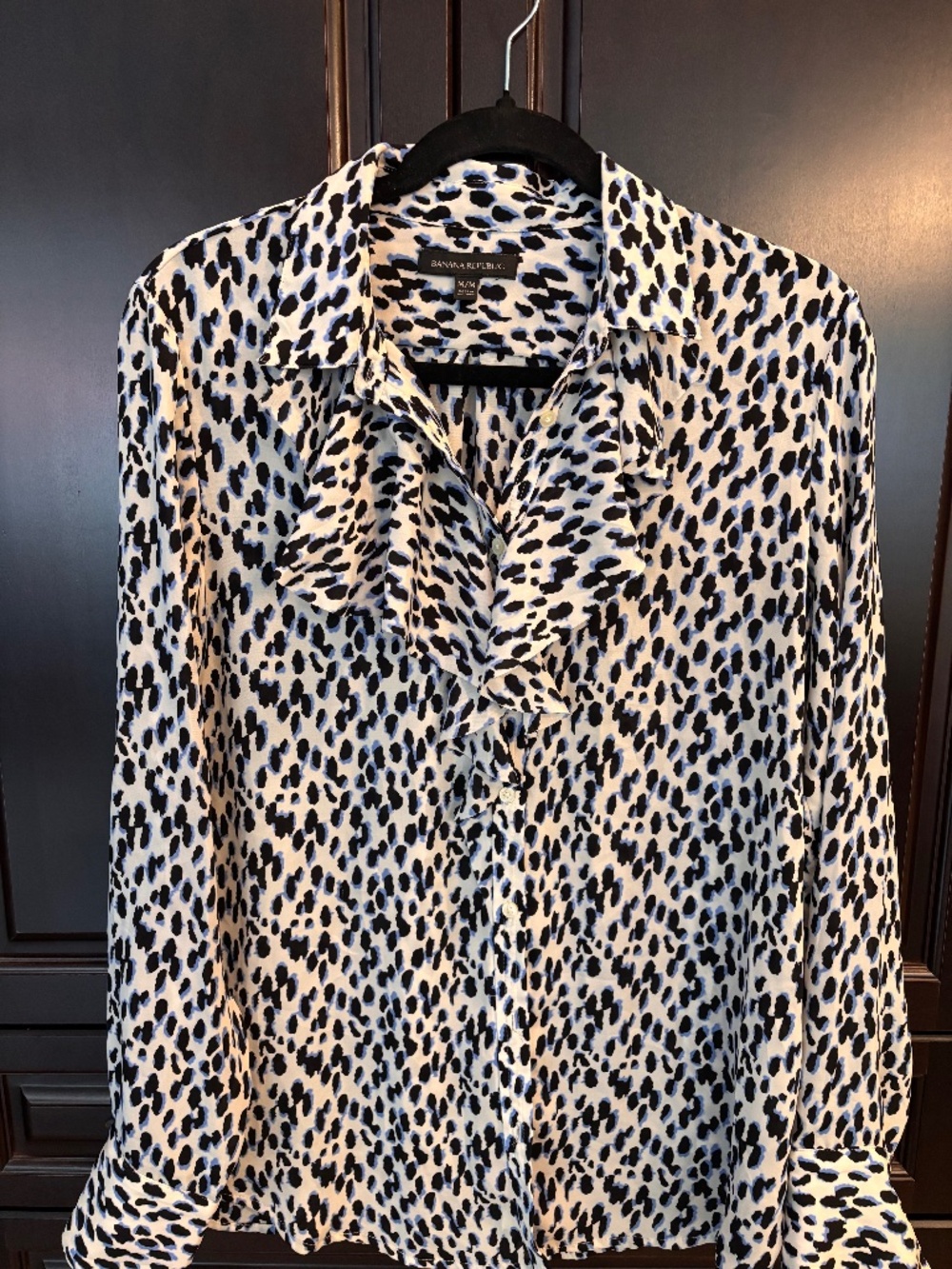 Banana Republic- Leopard Print Blouse Women’s Medium